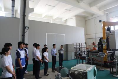 天津市化學(xué)工業(yè)學(xué)校機電工程系來訪我院開展學(xué)訪交流